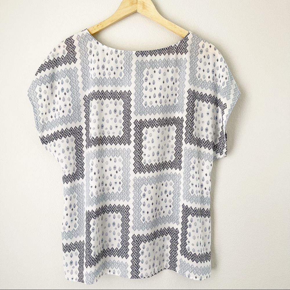 Ann Taylor Patterned Patchwork White Blue Top - image 7